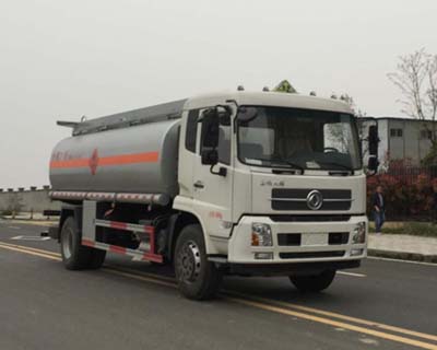 專威牌HTW5180GYYDC型東風(fēng)天錦運(yùn)油車