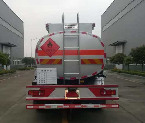 專威牌HTW5140GJYEC型東風(fēng)嘉運(yùn)加油車