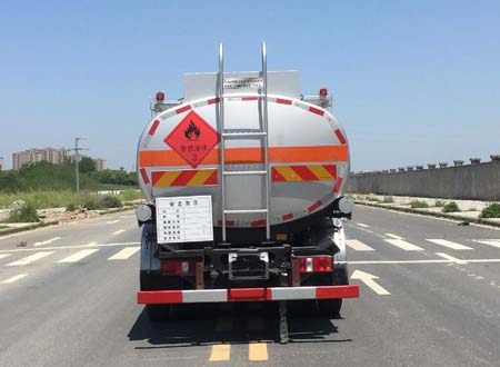 專威牌HTW5147GJYZ型重汽豪沃加油車